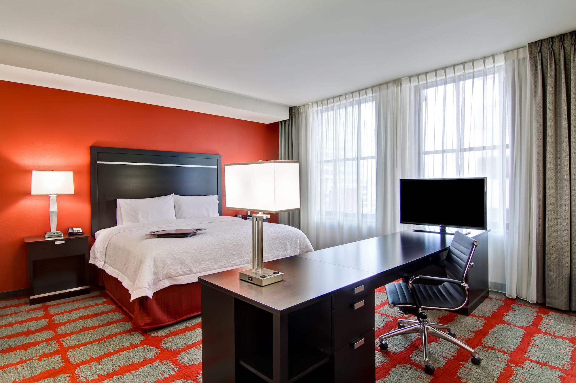 Hampton Inn And Suites Cincinnati - Downtown Exteriér fotografie