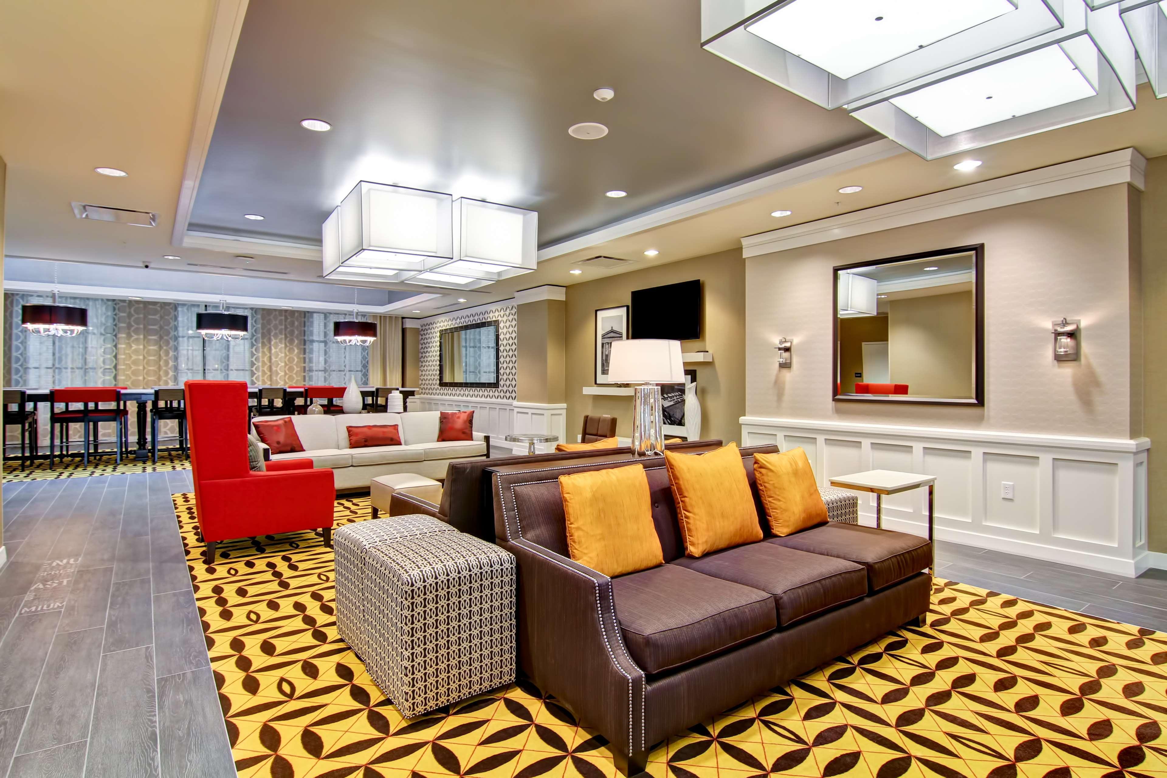 Hampton Inn And Suites Cincinnati - Downtown Exteriér fotografie
