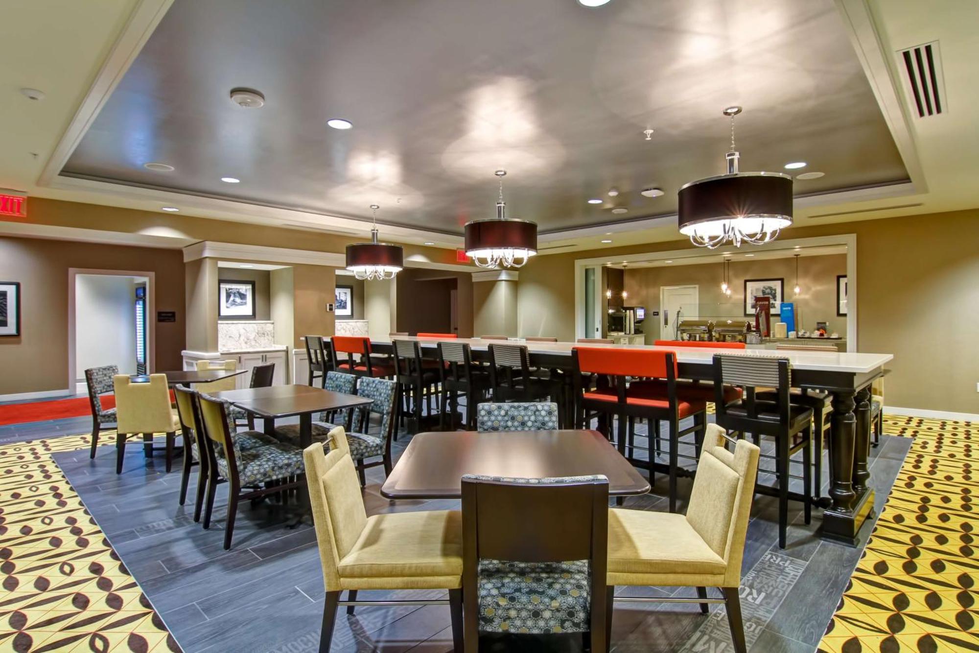 Hampton Inn And Suites Cincinnati - Downtown Exteriér fotografie