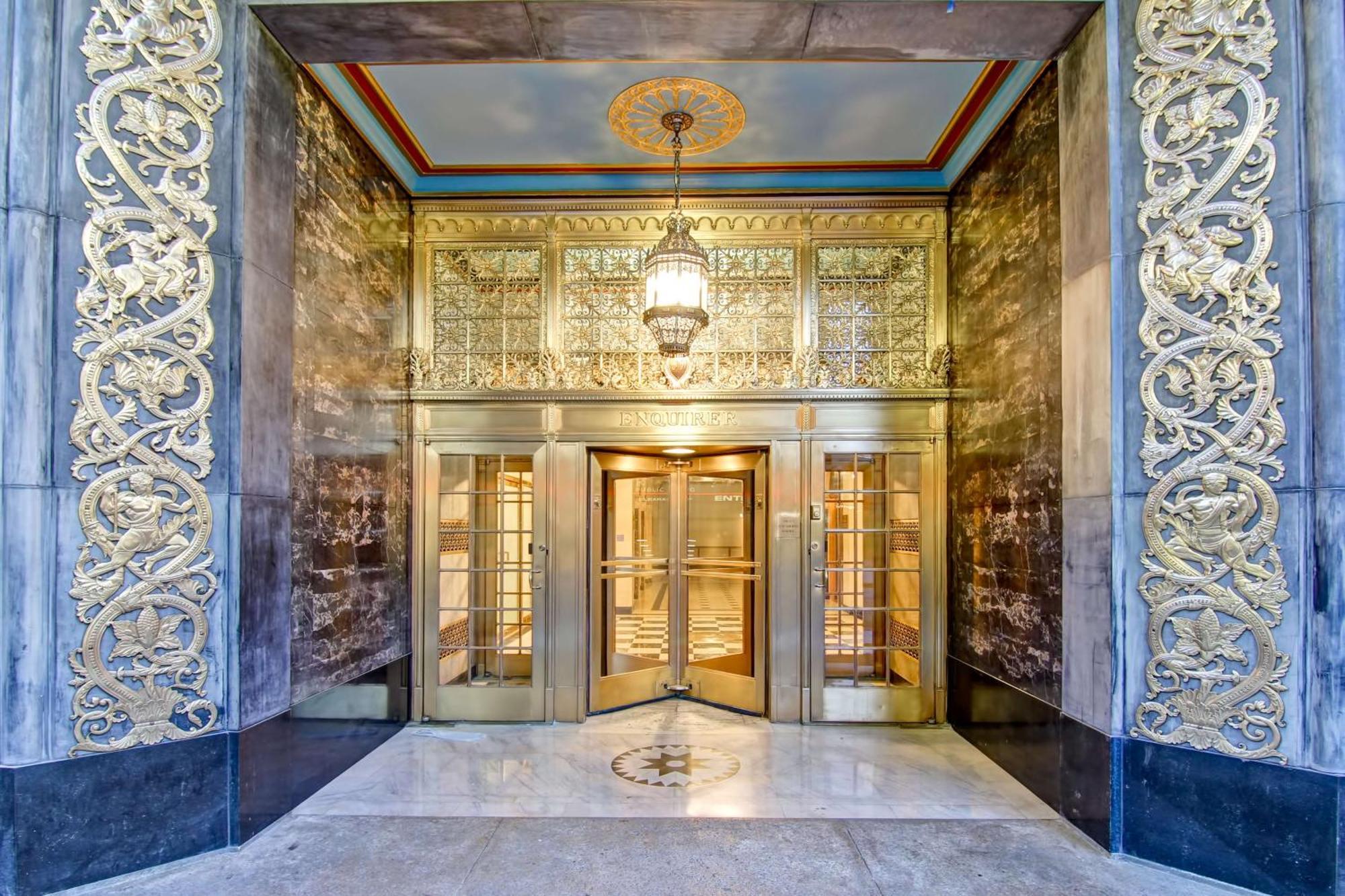 Hampton Inn And Suites Cincinnati - Downtown Exteriér fotografie